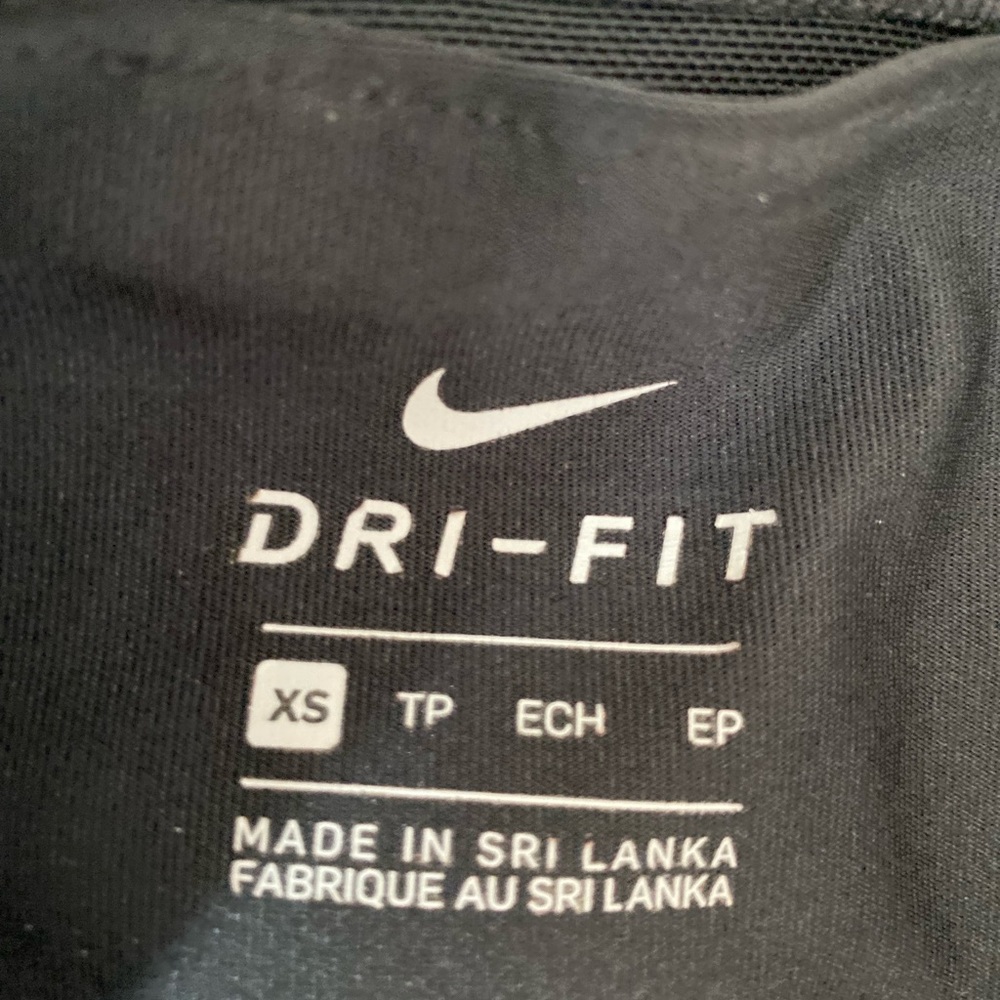 Nike Dri fit cropped leggings, black xs